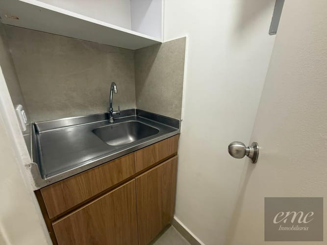 Oficina en arriendo en Patio Bonito, Medellín, 37 m² · foto 6 de 11