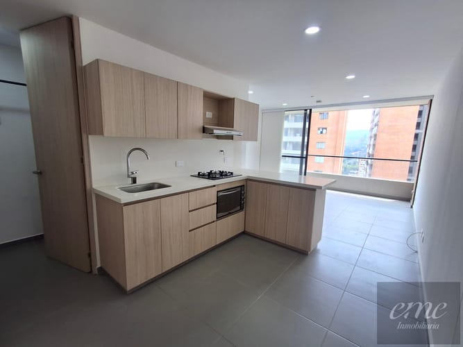 Apartamento de 2 alcobas en arriendo en Mugá, Envigado, 60 m² · foto 3 de 18