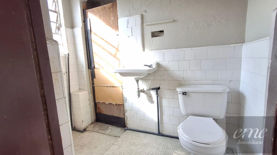Bodega en arriendo en Perpetuo Socorro, Medellín, 324 m² · foto 12 de 21