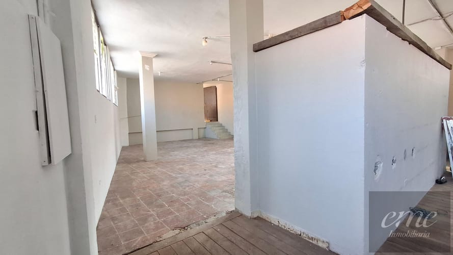Bodega en arriendo en Perpetuo Socorro, Medellín, 324 m² · foto 16 de 21