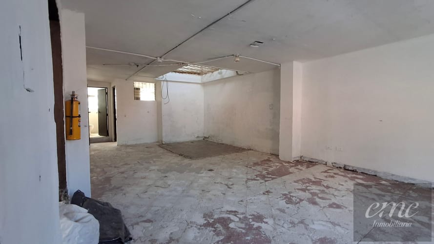 Bodega en arriendo en Perpetuo Socorro, Medellín, 324 m² · foto 18 de 21