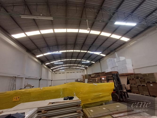 Bodega en arriendo en La Tablaza, La Estrella, 1074 m² · foto 10 de 22