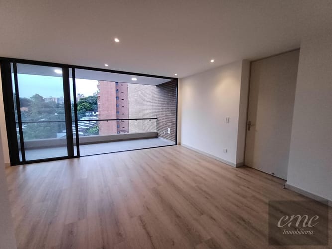 Apartamento de 3 alcobas en venta en La Inmaculada, Envigado, 99 m² · foto 6 de 22