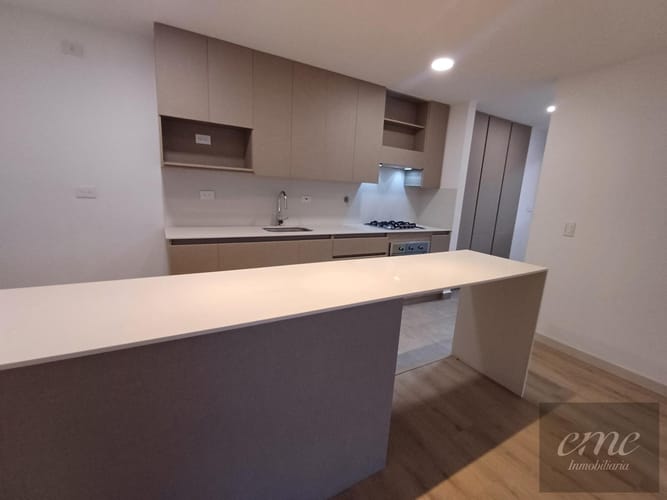 Apartamento de 3 alcobas en venta en La Inmaculada, Envigado, 99 m² · foto 8 de 22