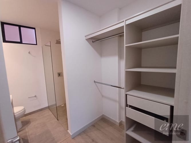 Apartamento de 3 alcobas en venta en La Inmaculada, Envigado, 99 m² · foto 19 de 22