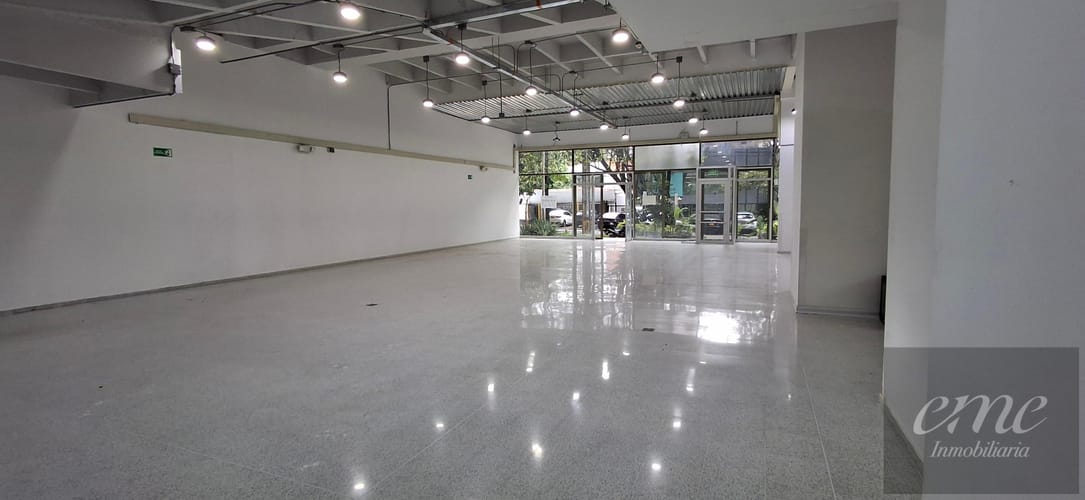 Local en venta en La Orquidea, Envigado, 258 m² · foto 8 de 9