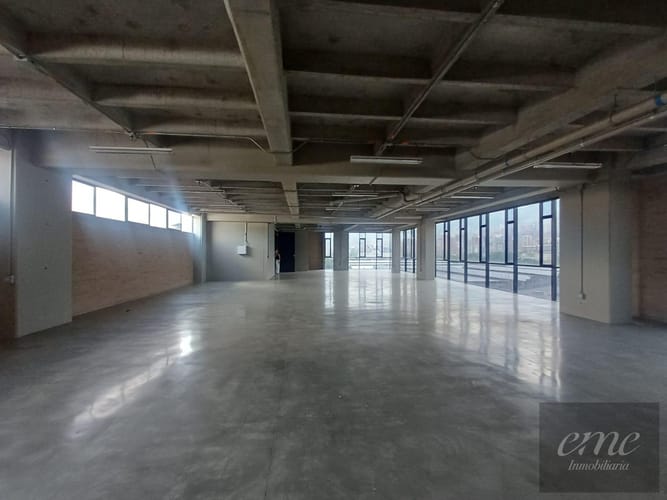 Bodega en arriendo en El Carmelo, Itagüí, 315 m² · foto 9 de 18