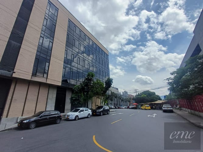 Bodega en arriendo en El Carmelo, Itagüí, 315 m² · foto 13 de 18