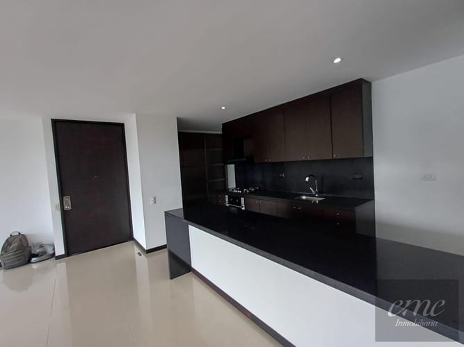 Apartamento de 2 alcobas en arriendo en El Tesoro, Medellín, 150 m² · foto 7 de 24