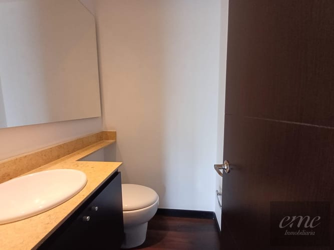 Apartamento de 2 alcobas en arriendo en El Tesoro, Medellín, 150 m² · foto 10 de 24