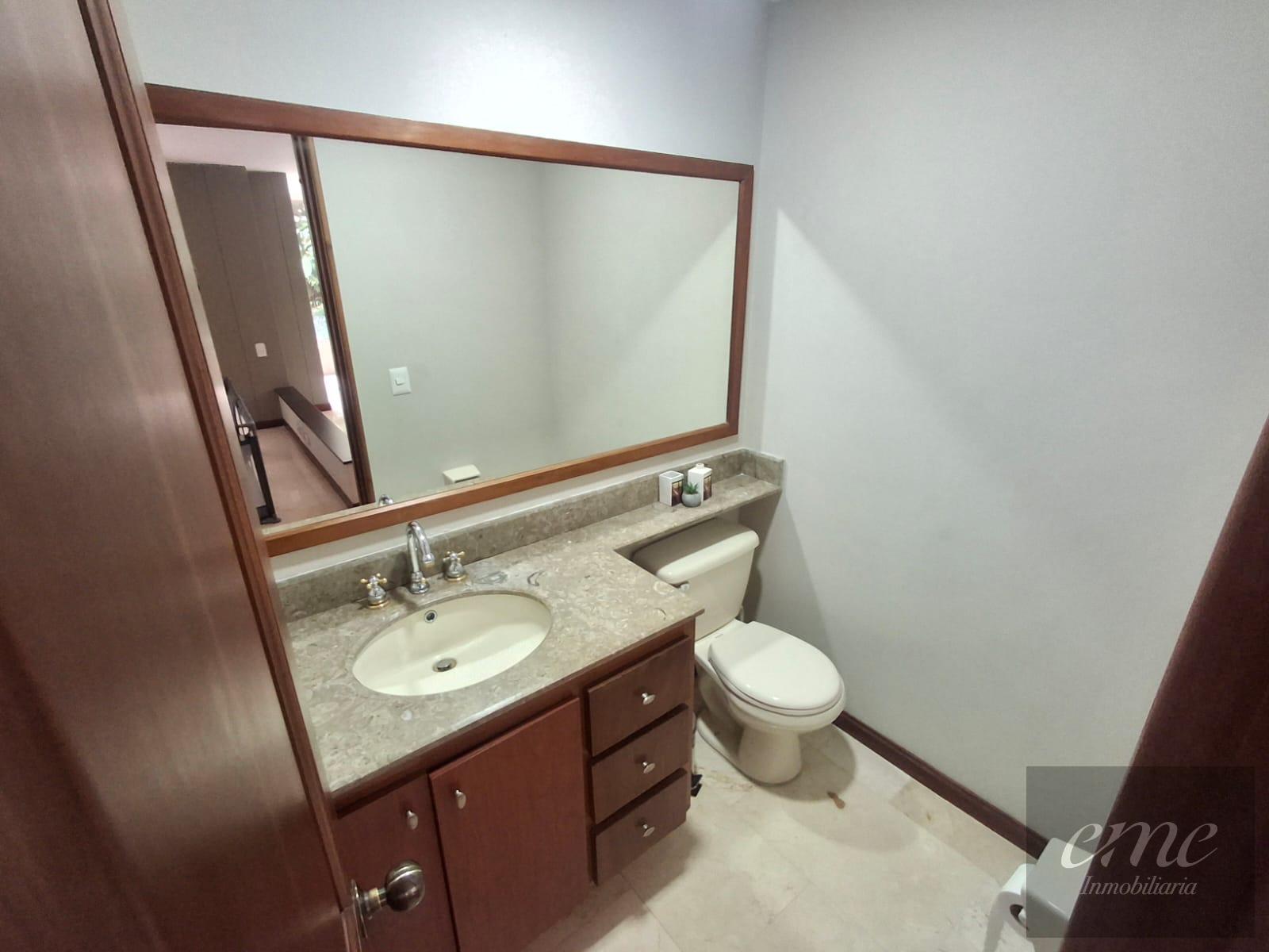 Apartamento en arriendo en La Florida, Medellín · foto 16 de 24