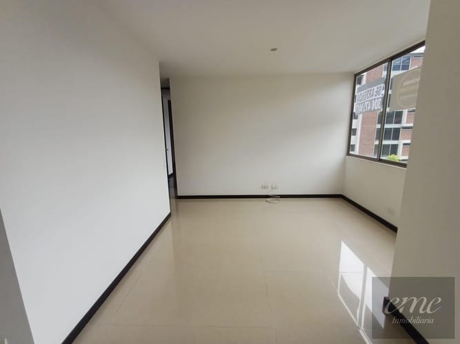 Apartamento de 2 alcobas en arriendo en El Tesoro, Medellín, 150 m² · foto 15 de 24