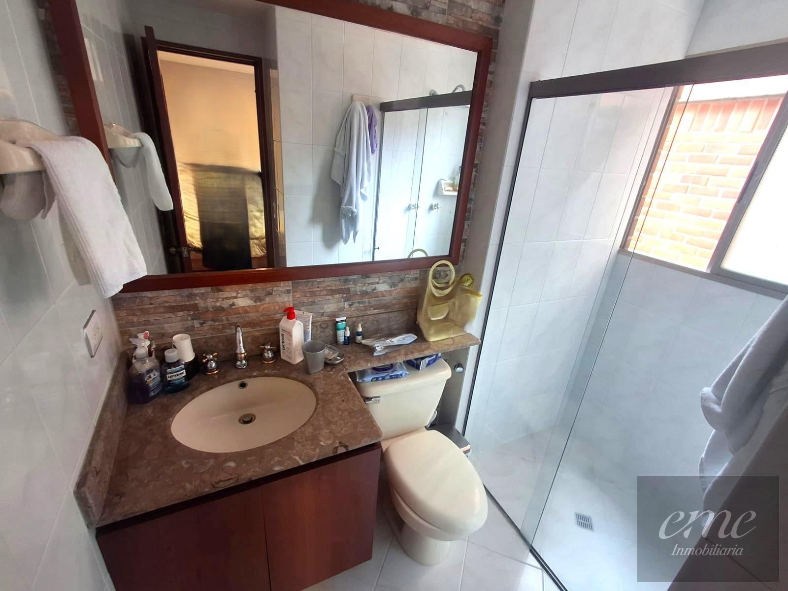 Apartamento en arriendo en La Florida, Medellín · foto 18 de 24