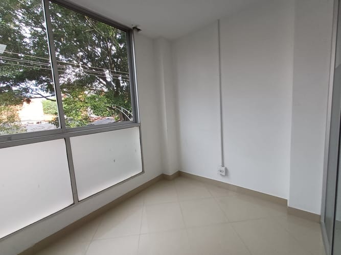 Oficina en arriendo en Laureles, Medellín, 85 m² · foto 8 de 14