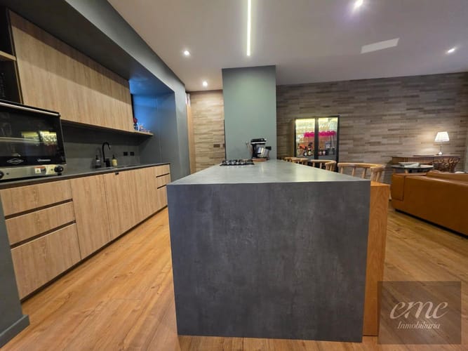 Apartamento de 1 alcoba en arriendo en El Diamante 2, Medellín, 112 m² · foto 6 de 20