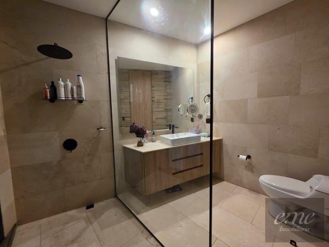 Apartamento de 1 alcoba en arriendo en El Diamante 2, Medellín, 112 m² · foto 9 de 20