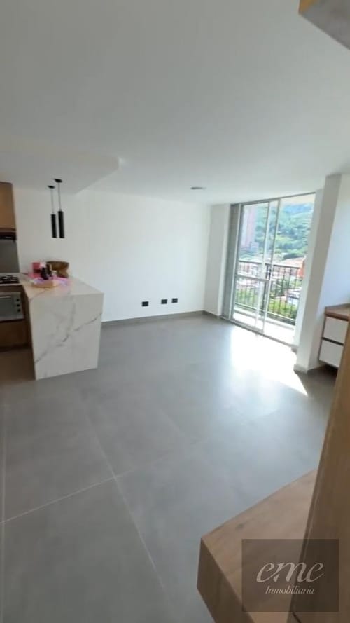 Apartamento de 2 alcobas en venta en Zona Industrial 3, Bello, 58 m² · foto 4 de 13