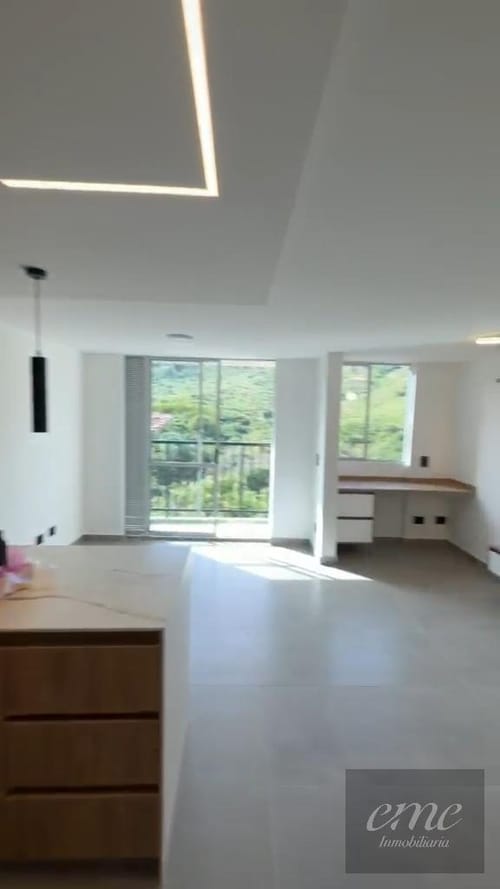 Apartamento de 2 alcobas en venta en Zona Industrial 3, Bello, 58 m² · foto 10 de 13