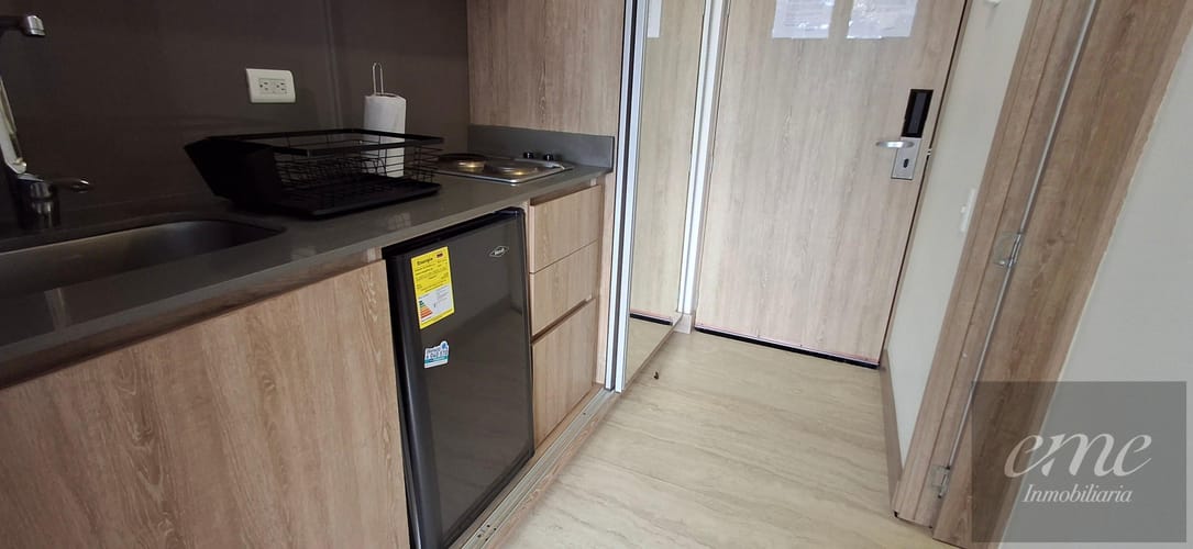Apartaestudio en venta en Oviedo, Medellín, 27 m² · foto 5 de 24