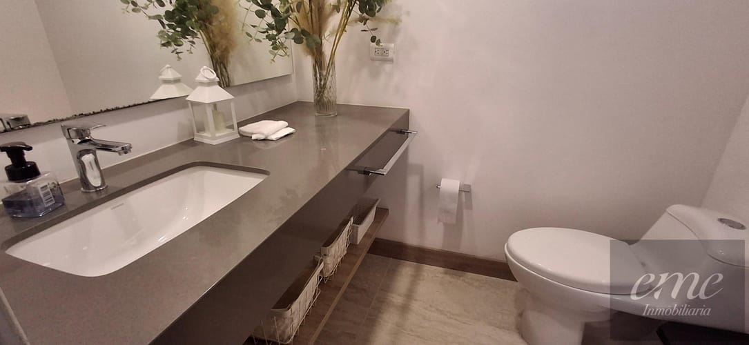 Apartaestudio en venta en Oviedo, Medellín, 27 m² · foto 7 de 24