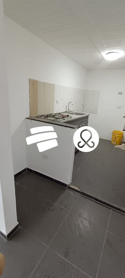 Apartamento de 3 alcobas en venta en Villas De Casa Loma, Soacha, 39 m² · foto 2 de 23