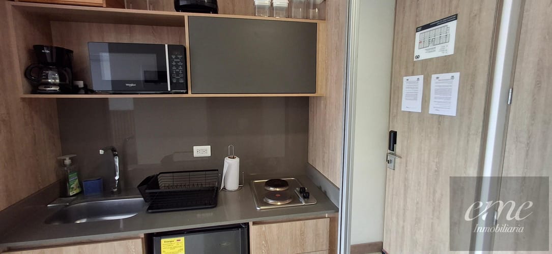 Apartaestudio en venta en Oviedo, Medellín, 27 m² · foto 19 de 24