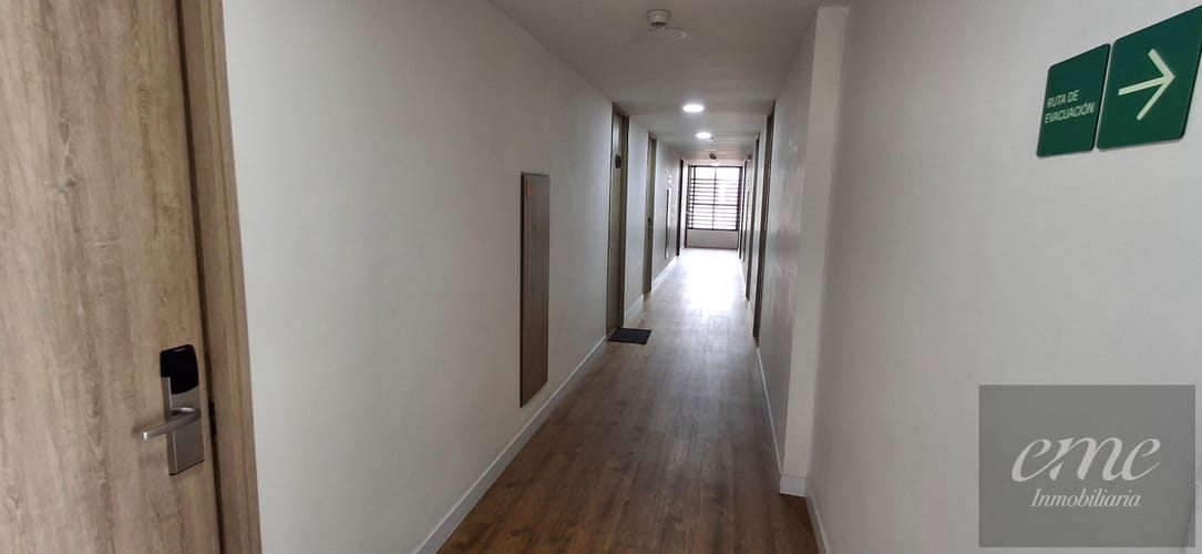 Apartaestudio en venta en Oviedo, Medellín, 27 m² · foto 23 de 24