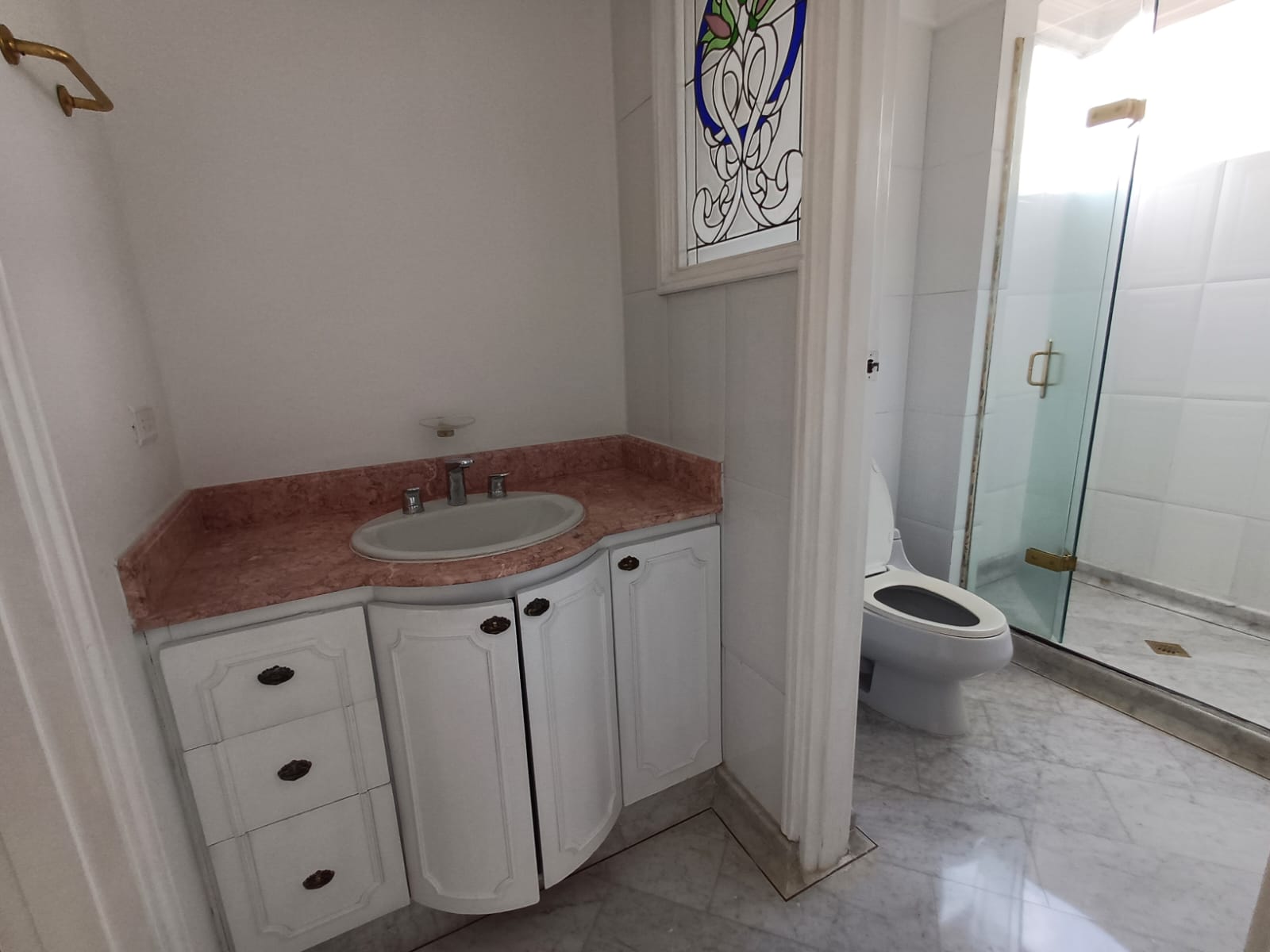 Apartamento en arriendo en Laureles, Medellín · foto 5 de 24