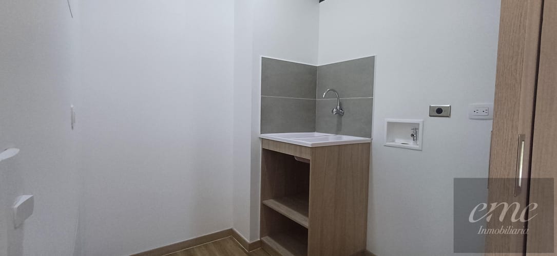 Apartamento de 2 alcobas en venta en Sajonia, Rionegro, 118 m² · foto 4 de 17