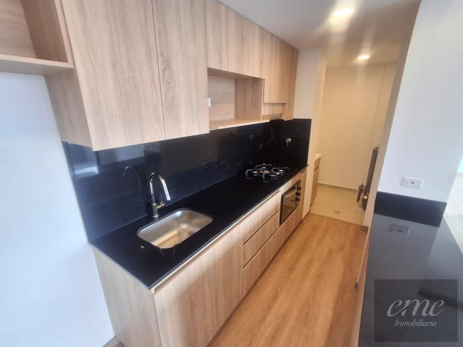 Apartamento de 2 alcobas en venta en Belén, Medellín, 84 m² · foto 2 de 9