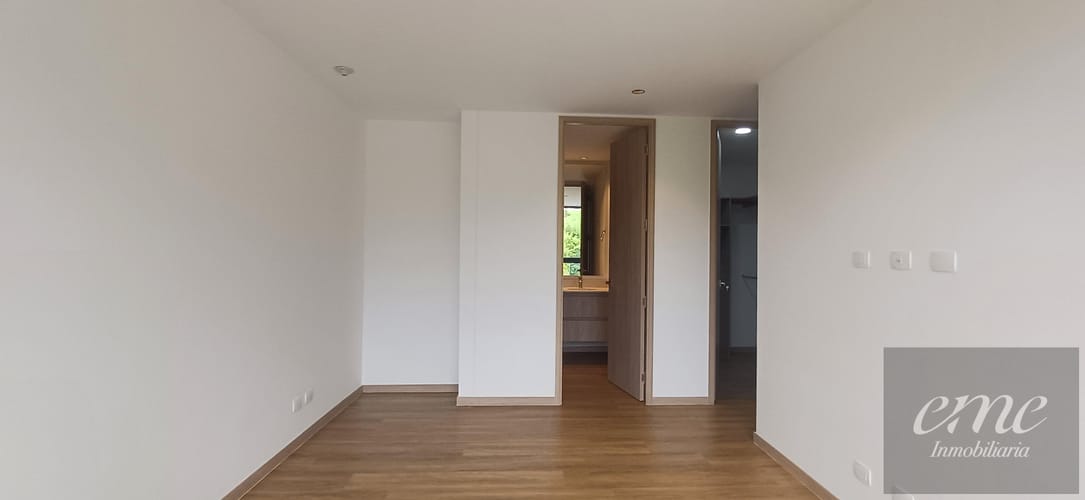 Apartamento de 2 alcobas en venta en Sajonia, Rionegro, 118 m² · foto 16 de 17
