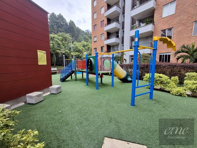 Apartamento de 3 alcobas en venta en Villa Del Parque, Itagüí, 67 m² · foto 5 de 24