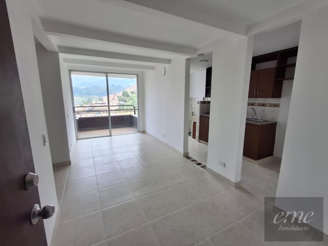 Apartamento de 3 alcobas en venta en Villa Del Parque, Itagüí, 67 m² · foto 6 de 24