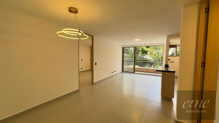 Apartamento de 1 alcoba en arriendo en El Poblado, Medellín, 63 m² · foto 2 de 19