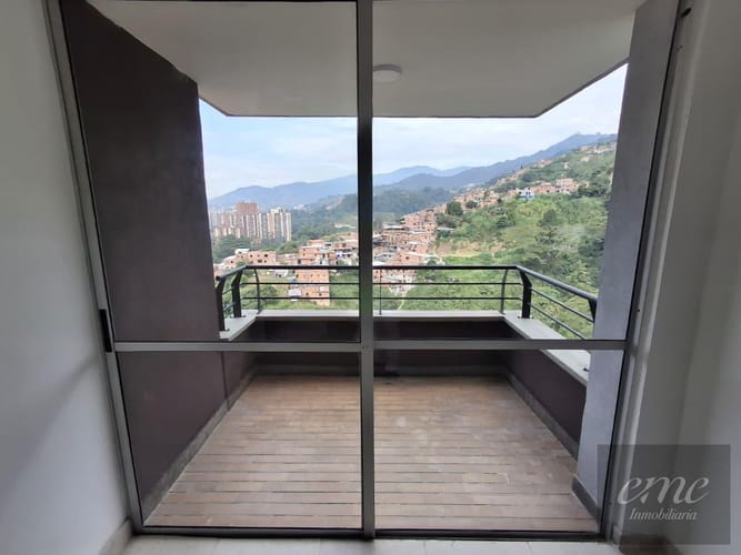 Apartamento de 3 alcobas en venta en Villa Del Parque, Itagüí, 67 m² · foto 8 de 24