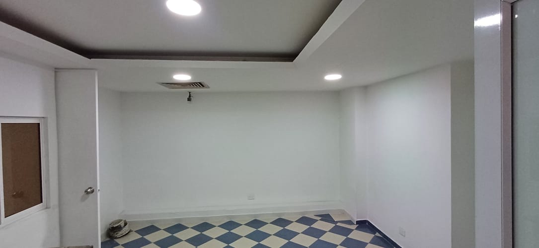 Oficina en arriendo en Centro, Itagüí, 600 m² · foto 8 de 24
