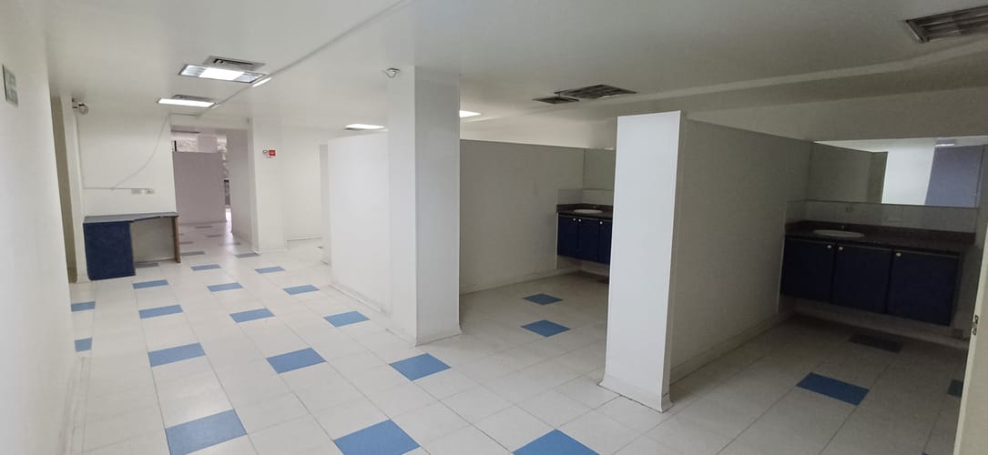 Oficina en arriendo en Centro, Itagüí, 600 m² · foto 16 de 24