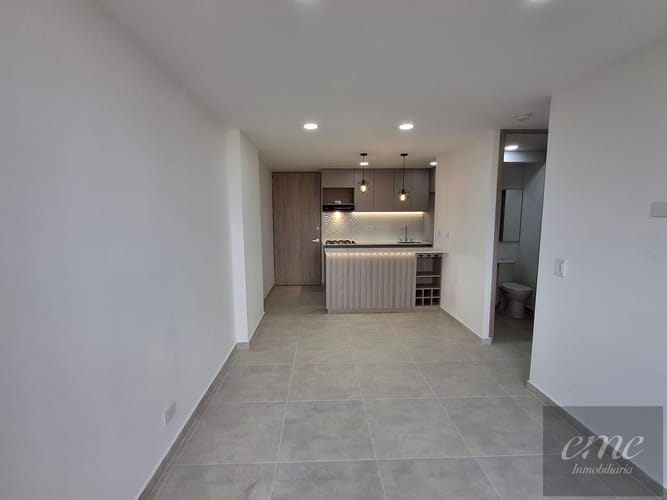 Apartamento en venta en Rodeo Alto, Medellín · foto 4 de 16