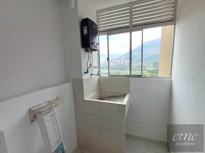 Apartamento de 3 alcobas en arriendo en Machado, Copacabana, 57 m² · foto 4 de 17