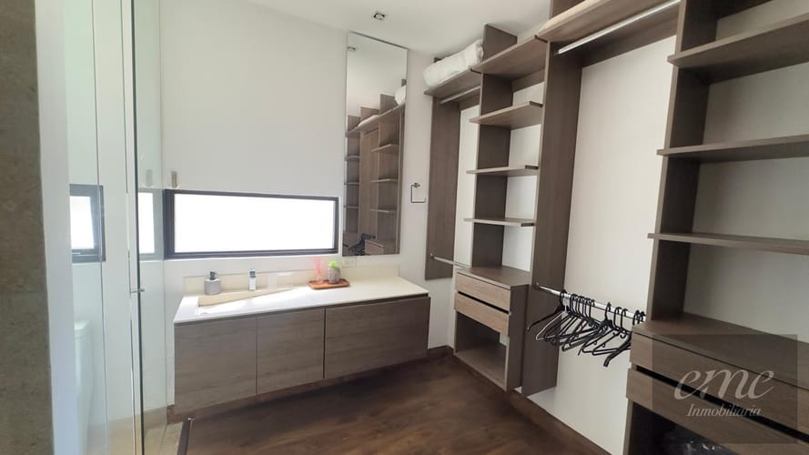 Apartamento de 2 alcobas en arriendo en Urbanizacion Arcoiris, Medellín, 100 m² · foto 5 de 19