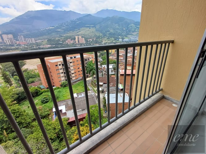 Apartamento de 3 alcobas en arriendo en Machado, Copacabana, 57 m² · foto 6 de 17