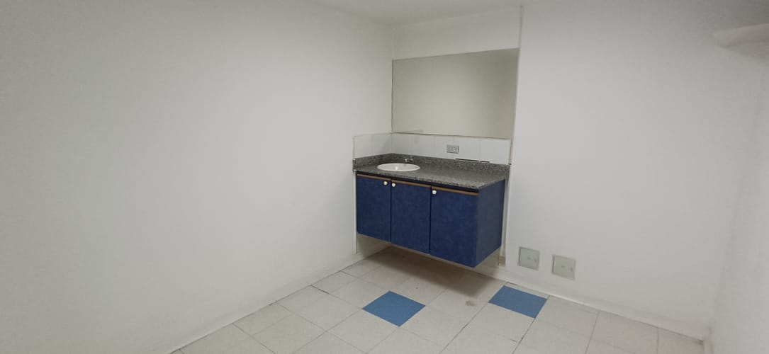 Oficina en arriendo en Centro, Itagüí, 600 m² · foto 19 de 24