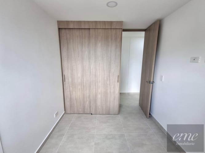 Apartamento en venta en Rodeo Alto, Medellín · foto 8 de 16