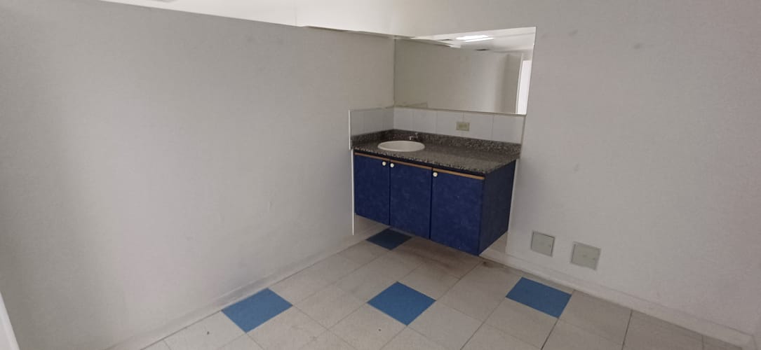 Oficina en arriendo en Centro, Itagüí, 600 m² · foto 20 de 24
