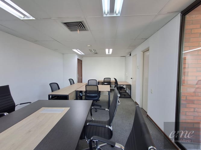 Oficina en arriendo en Alejandria, Medellín, 36 m² · foto 2 de 10