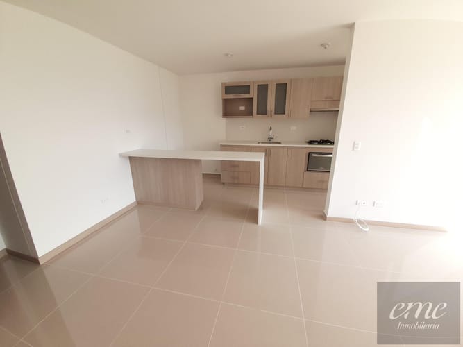 Apartamento de 3 alcobas en venta en Bello, 68 m² · foto 4 de 11