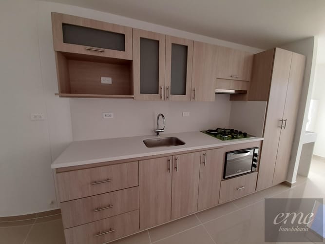 Apartamento de 3 alcobas en venta en Bello, 68 m² · foto 5 de 11