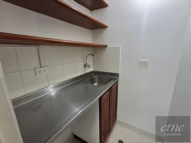 Oficina en arriendo en Alejandria, Medellín, 36 m² · foto 10 de 10