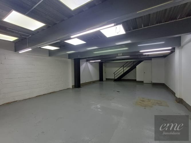 Bodega en arriendo en Tenche, Medellín, 190 m² · foto 2 de 10