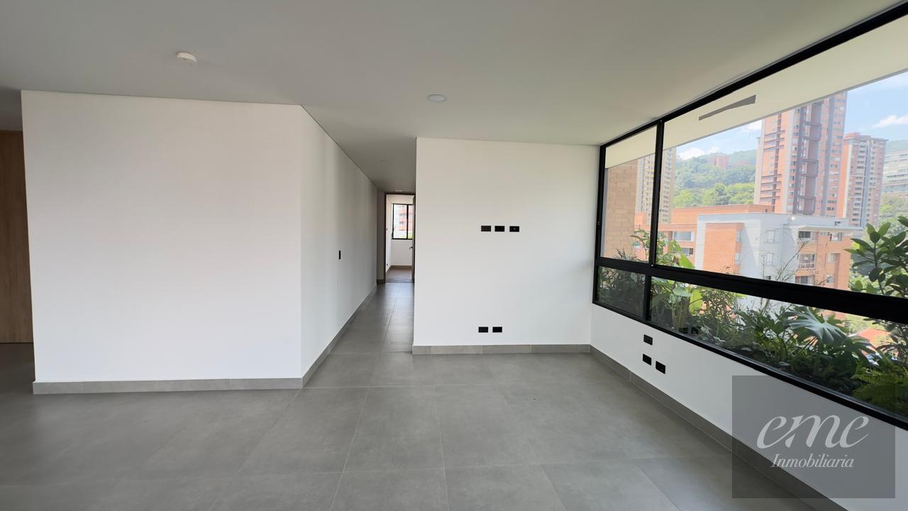Apartamento en arriendo en La Linde, Medellín · foto 7 de 24